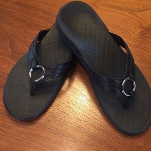 Vionic Slip On Thong Sandals Size 9, Never Worn